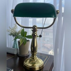 Bankers Lamp Banker’s Desk Light Green Glass Shade With Base Vintage 14".